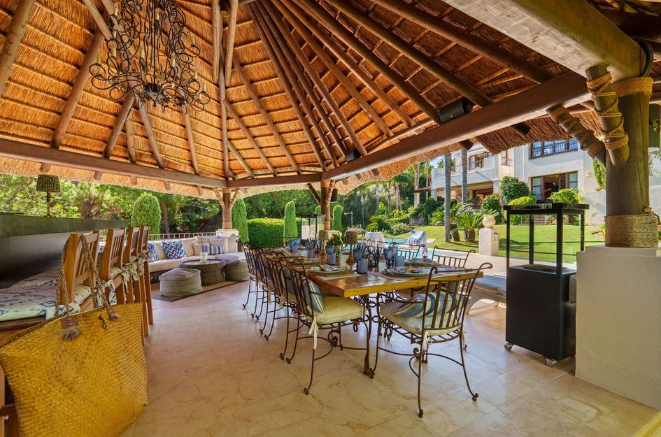 Villa in Atalaya Isdabe