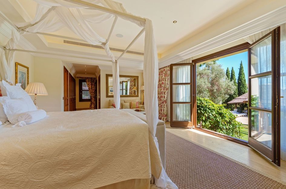 Villa in Atalaya Isdabe