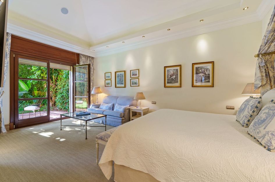 Villa in Atalaya Isdabe