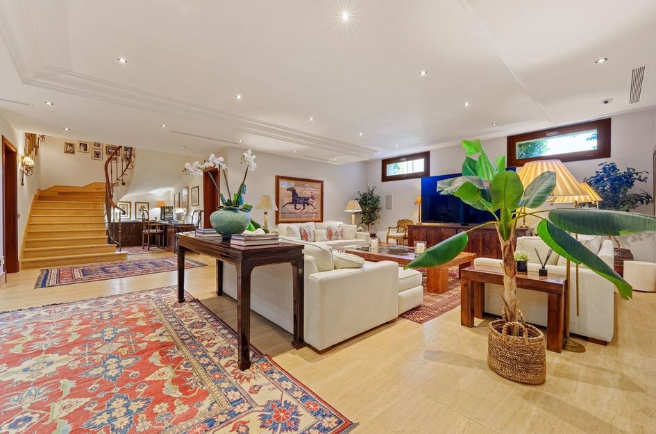Villa in Atalaya Isdabe