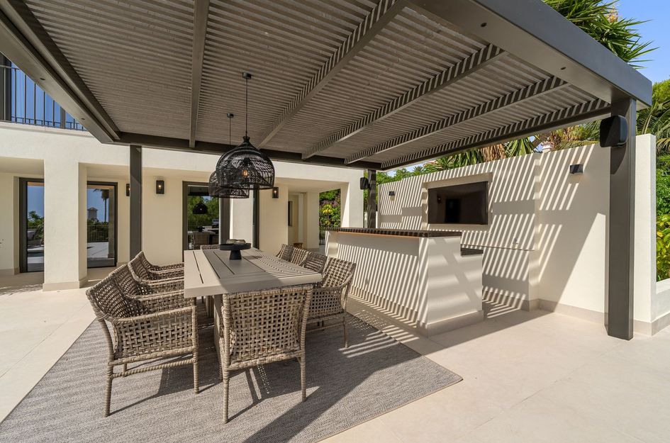 Villa in Atalaya Isdabe