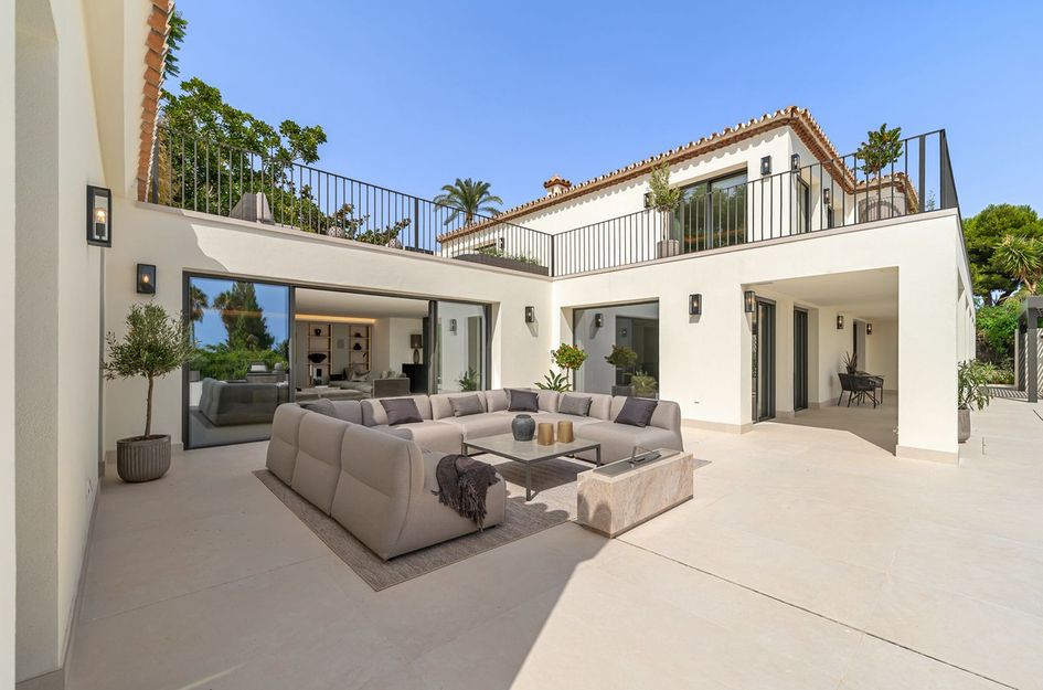 Villa in Atalaya Isdabe