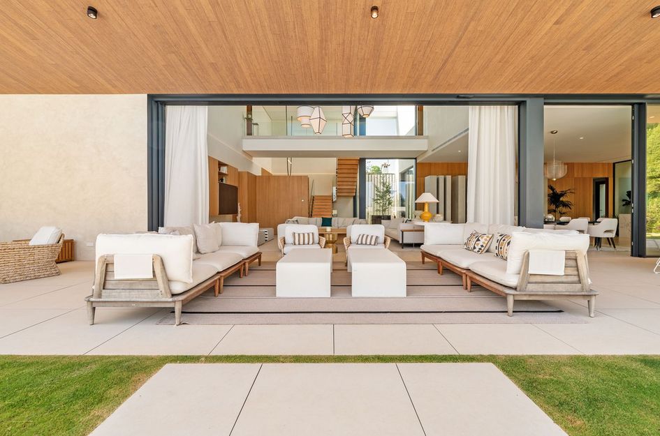 Villa in Atalaya Isdabe