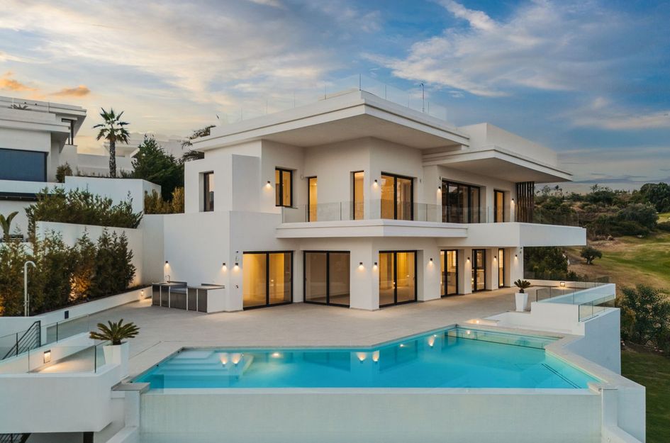 Villa in Urbanización Puerto de Estepona
