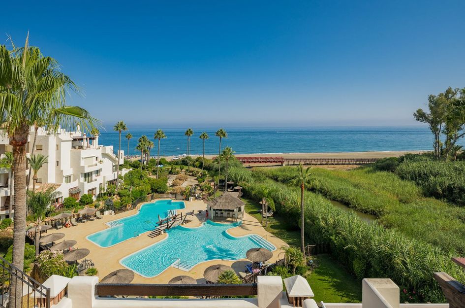 Penthouse in Urbanización Puerto de Estepona