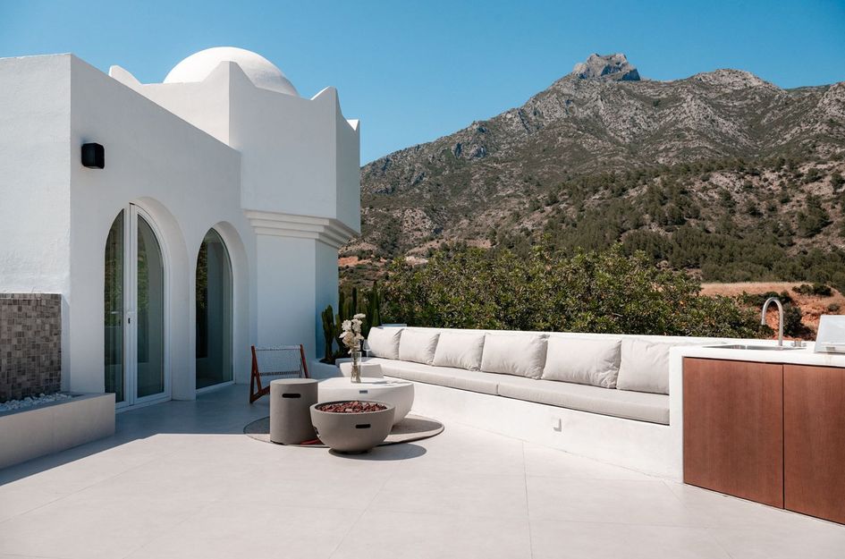 Penthouse in Atalaya Isdabe