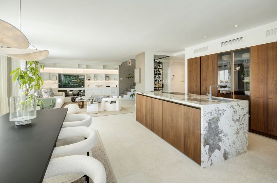 Penthouse in Atalaya Isdabe