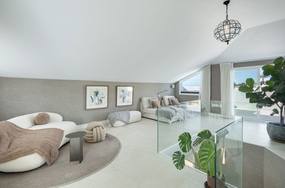 Penthouse in Atalaya Isdabe