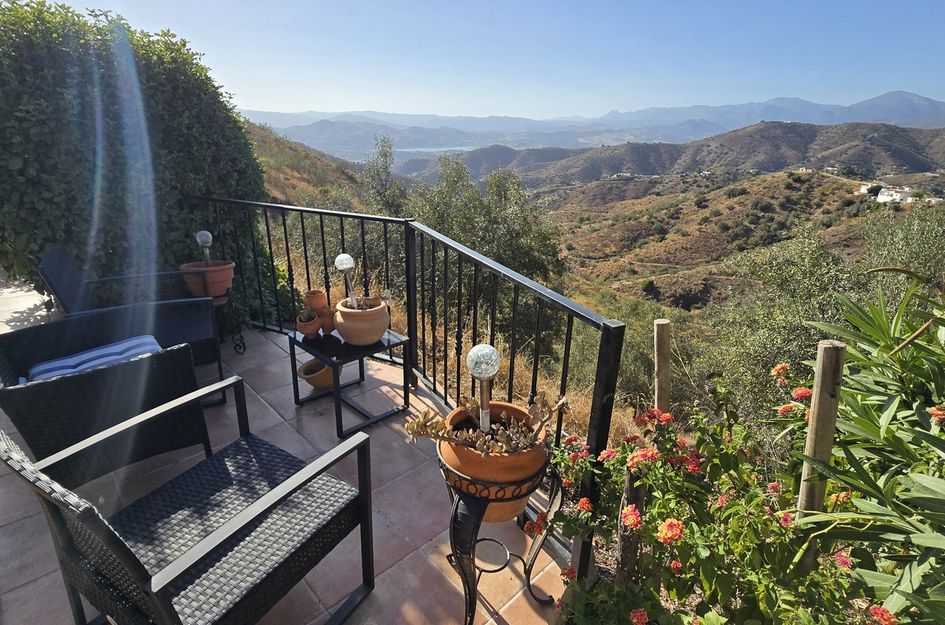 Villa in Canillas de Aceituno