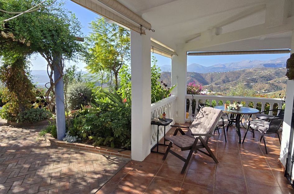 Villa in Canillas de Aceituno