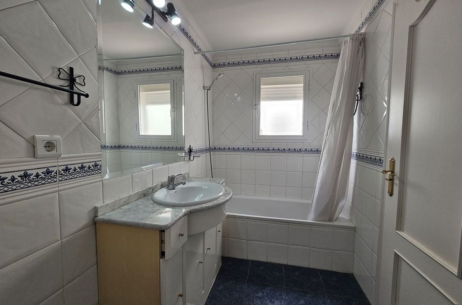 Appartement in Urbanización Puerto de Estepona