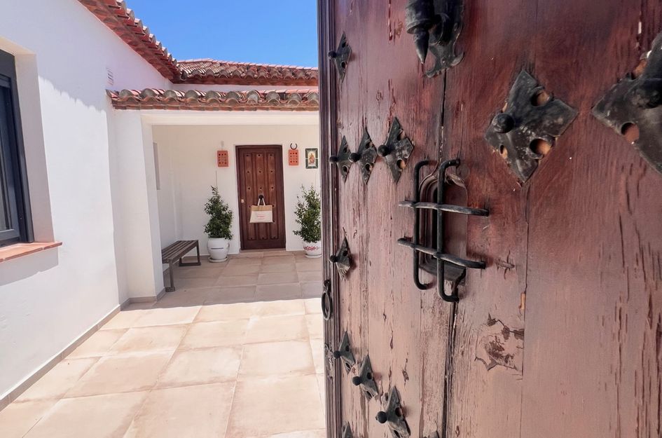 Villa in Urbanización Puerto de Estepona