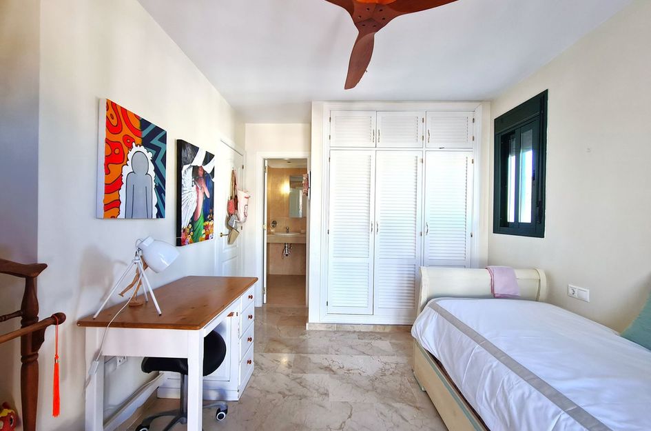 Huis in Puerto de la Duquesa