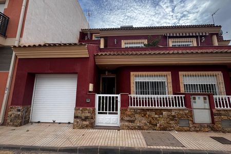 Villa in Los Alcázares