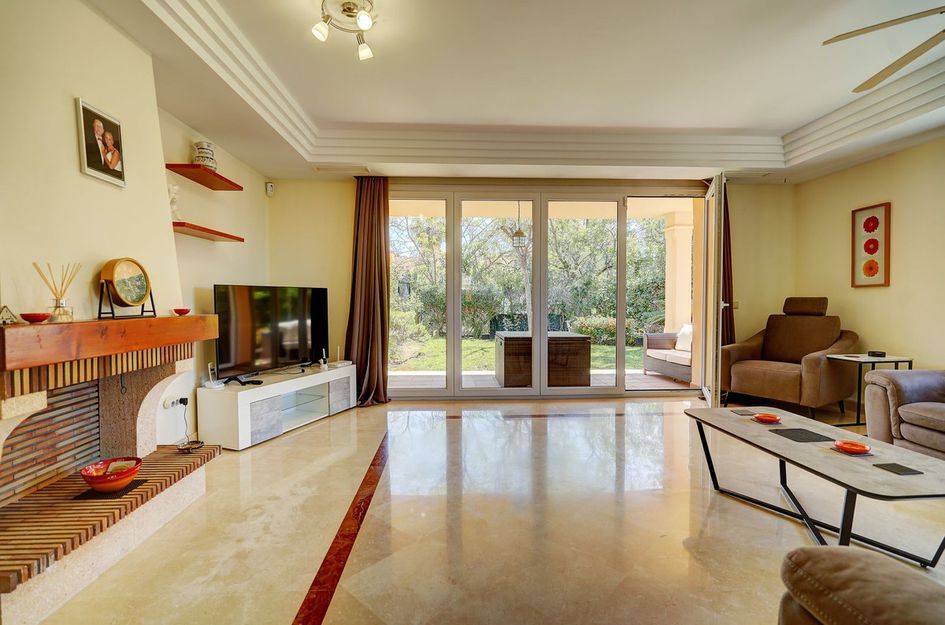 Villa in Sitio de Calahonda