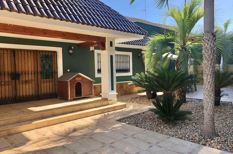 Villa in El Palmar
