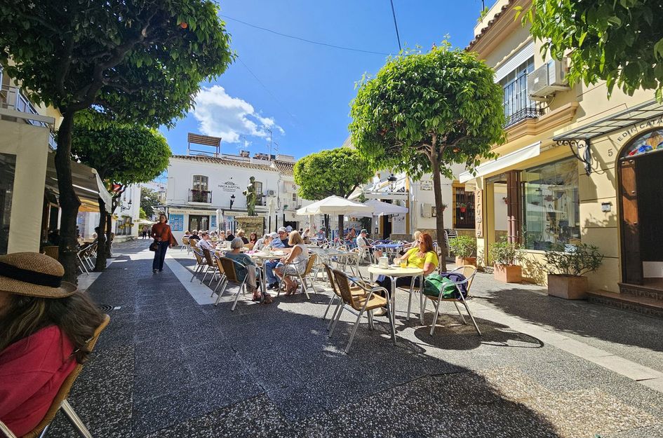 Appartement in Urbanización Puerto de Estepona