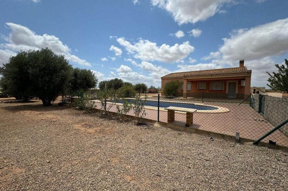 Huis in Valladolises y Lo Jurado