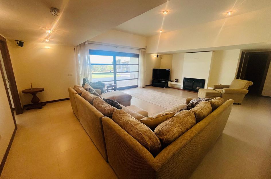 Villa in Jerónimo y Avileses