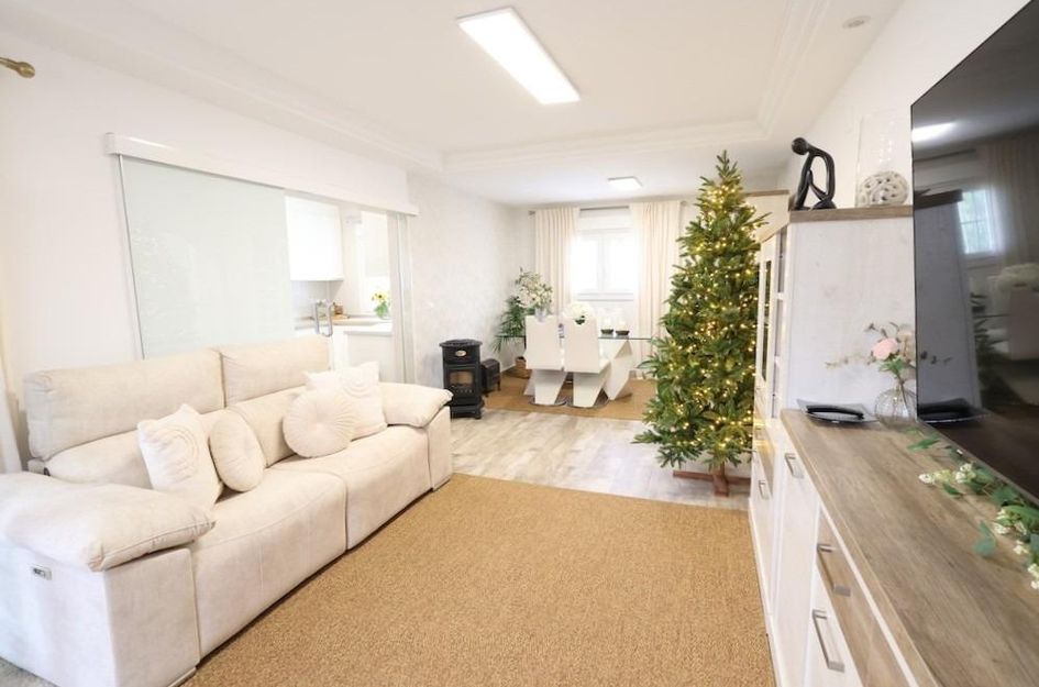 Villa in Res. Las Filipinas