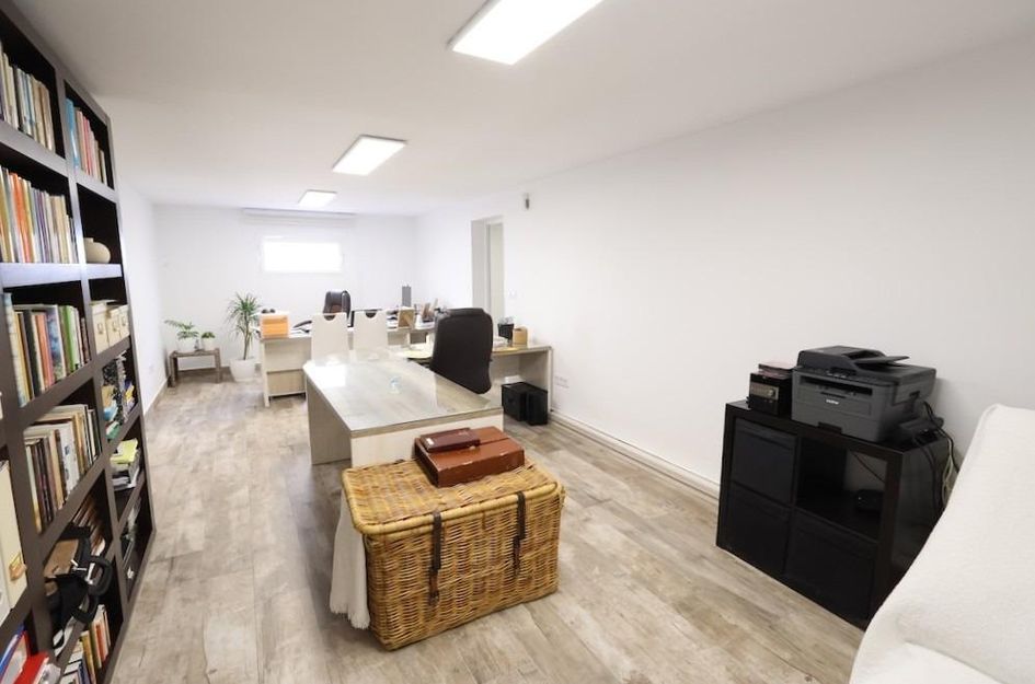 Villa in Res. Las Filipinas