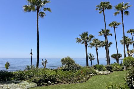 Appartement in Urbanización Puerto de Estepona