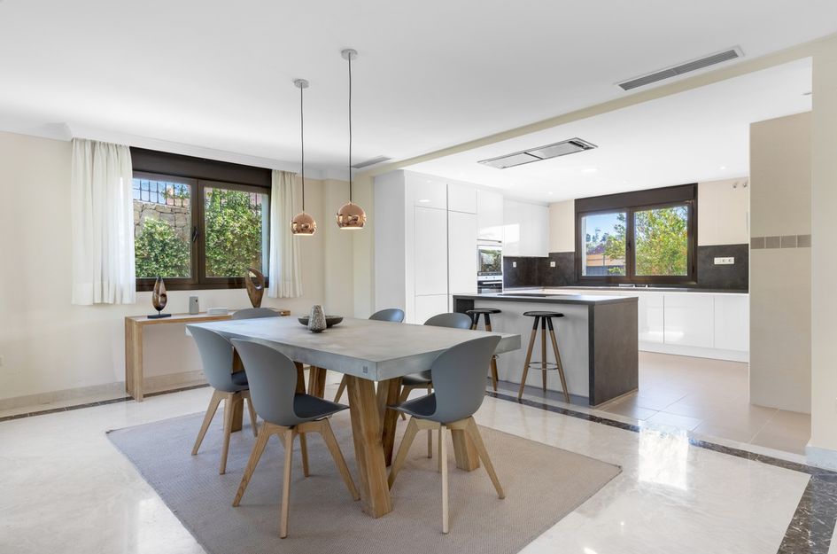 Villa in Urbanización Puerto de Estepona