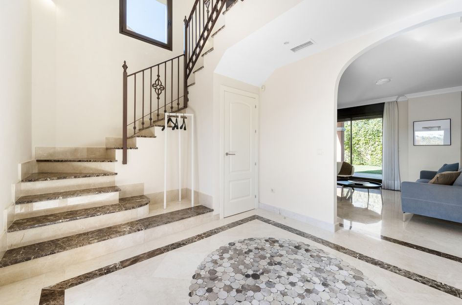 Villa in Urbanización Puerto de Estepona