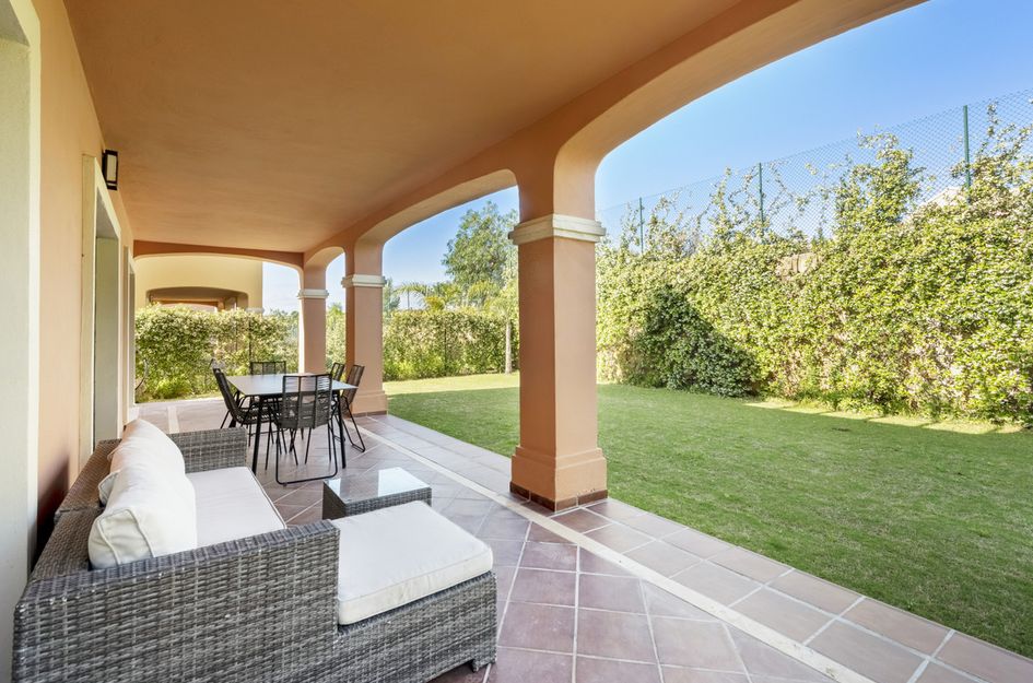 Villa in Urbanización Puerto de Estepona