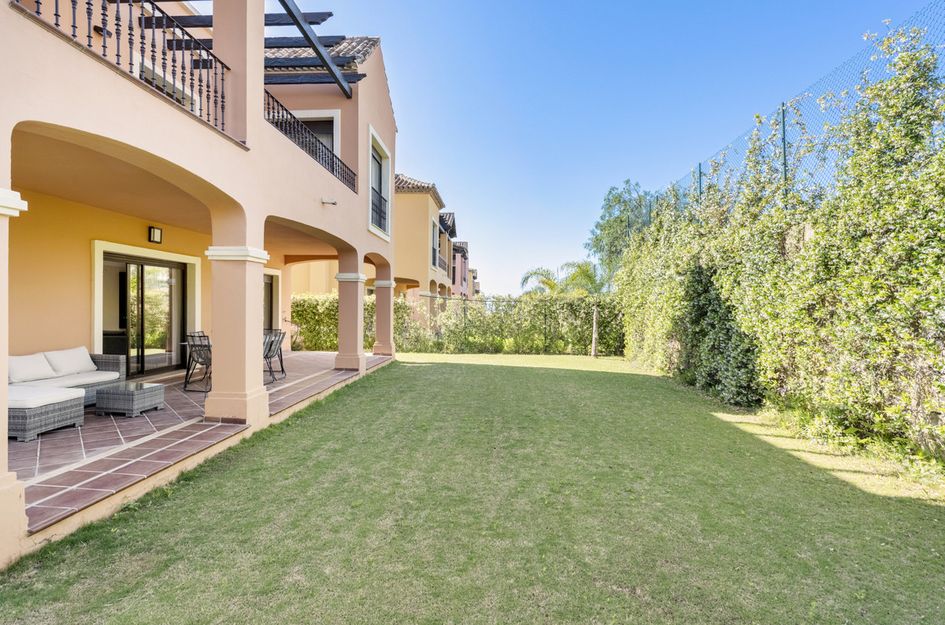 Villa in Urbanización Puerto de Estepona