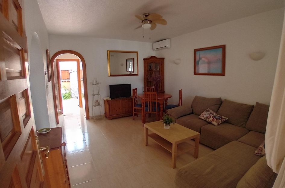 Halfvrijstaand in El Saladillo