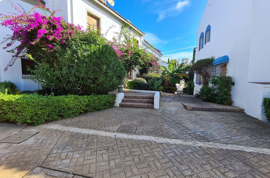 Huis in Atalaya Isdabe