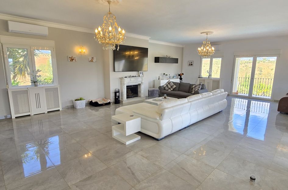 Villa in Los Romanes