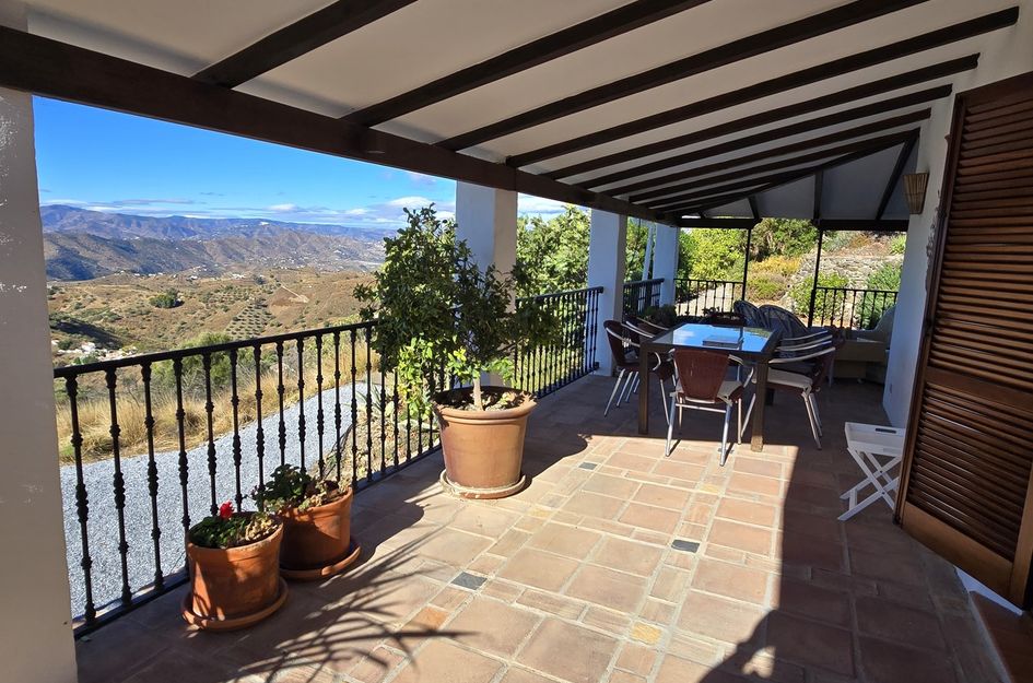 Villa in Canillas de Aceituno