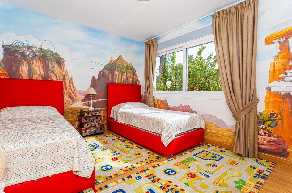 Villa in Benalmádena