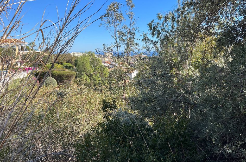 Perceel in Benalmádena