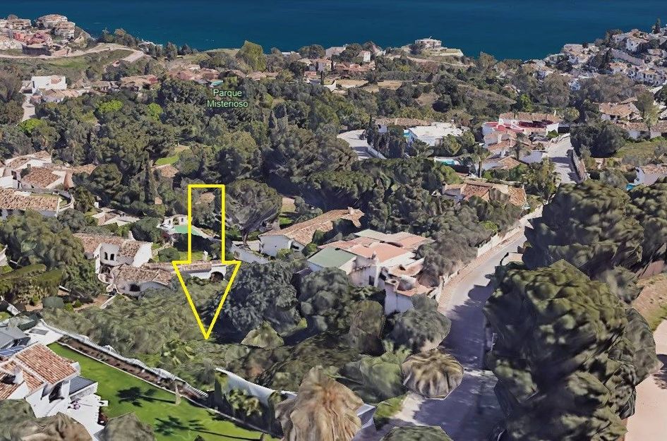 Perceel in Benalmádena