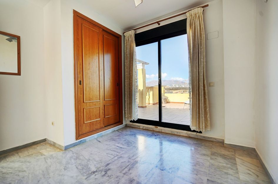 Penthouse in Sitio de Calahonda