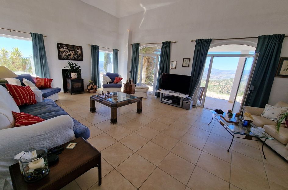 Villa in Canillas de Aceituno