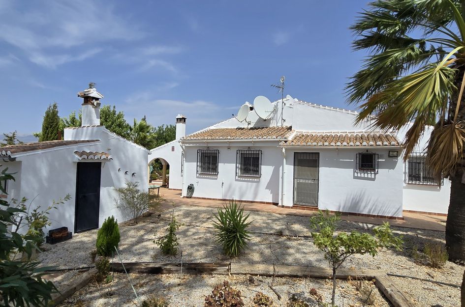 Villa in Viñuela