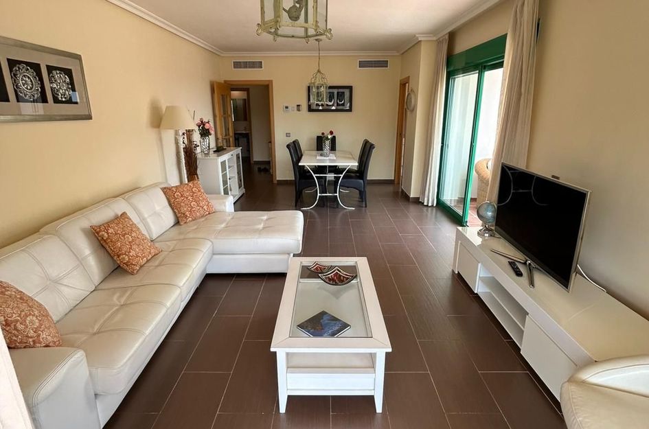 Appartement in Urbanización Puerto de Estepona