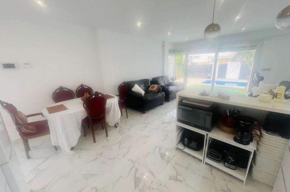 Villa in Los Alcázares