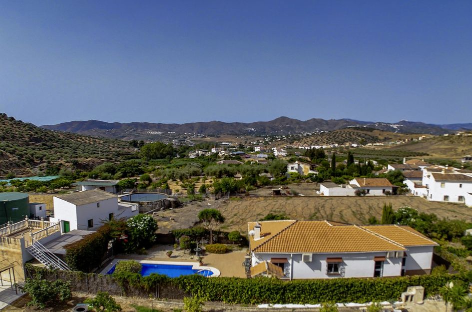 Villa in Venta Baja