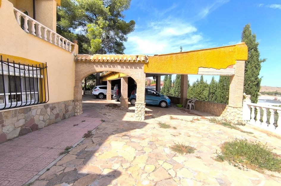 Villa in Yecla