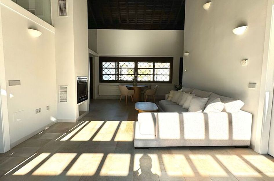 Villa in Jerónimo y Avileses