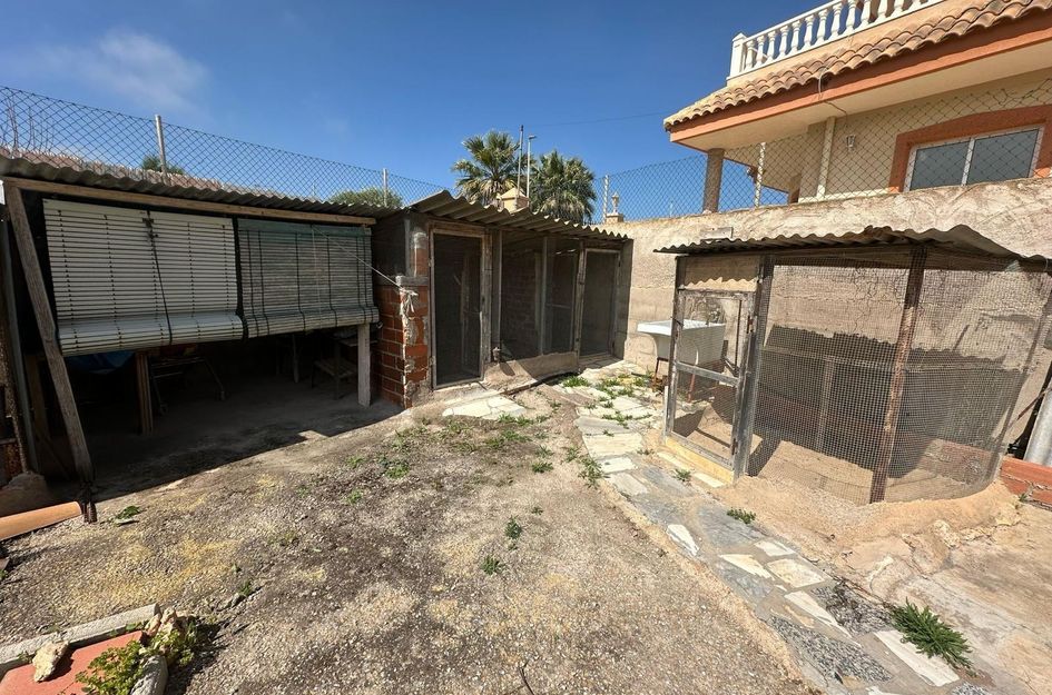 Villa in Los Alcázares