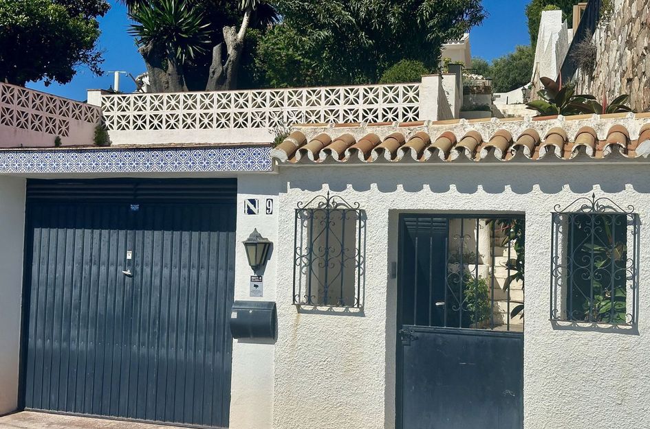 Villa in Benalmádena