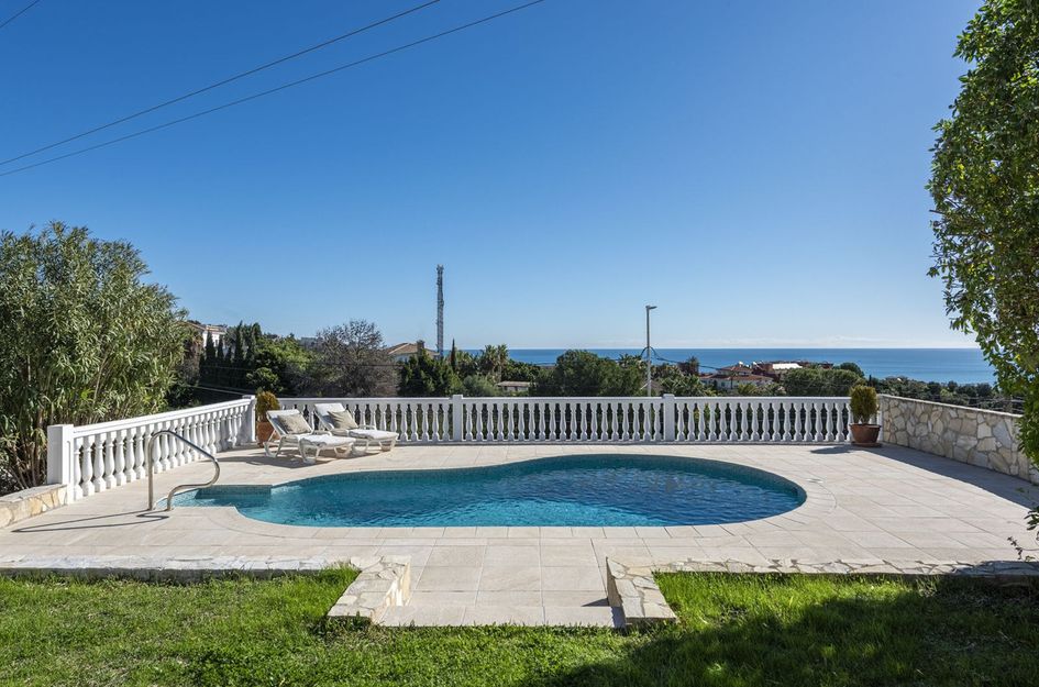 Villa in Benalmádena