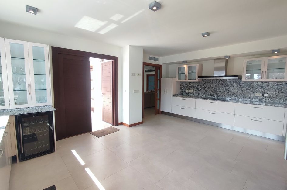 Villa in Jerónimo y Avileses