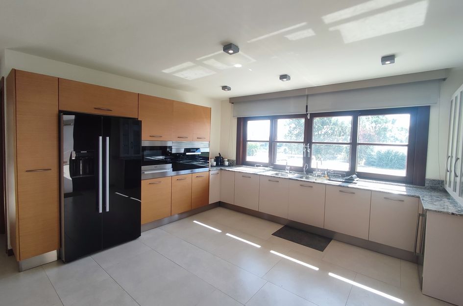 Villa in Jerónimo y Avileses